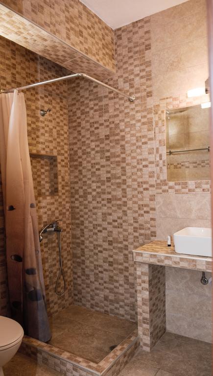 Anna Pousi Studios & Apartment Ormos Panagias Dış mekan fotoğraf