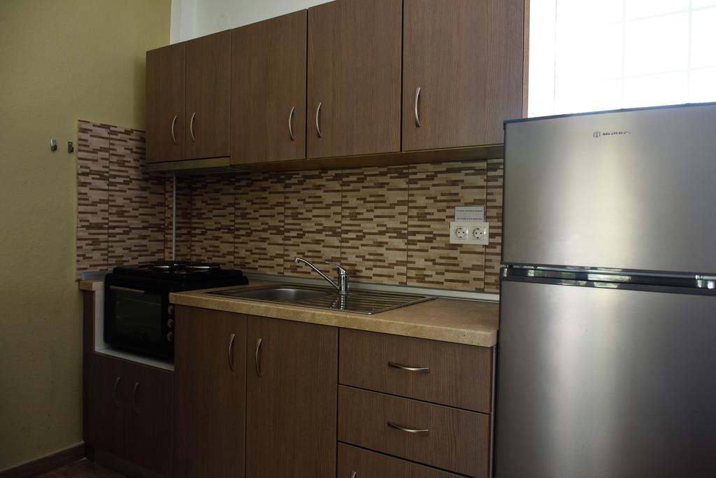 Anna Pousi Studios & Apartment Ormos Panagias Dış mekan fotoğraf