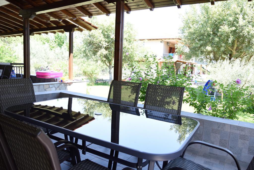 Anna Pousi Studios & Apartment Ormos Panagias Dış mekan fotoğraf