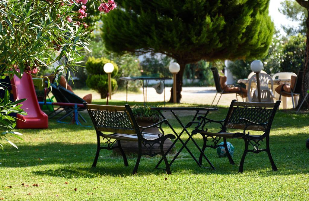 Anna Pousi Studios & Apartment Ormos Panagias Dış mekan fotoğraf
