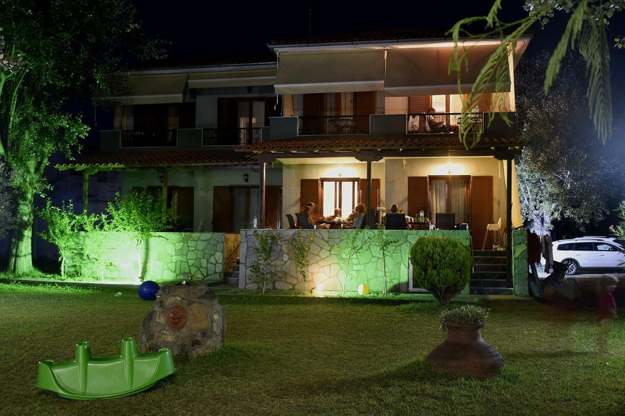 Anna Pousi Studios & Apartment Ormos Panagias Dış mekan fotoğraf